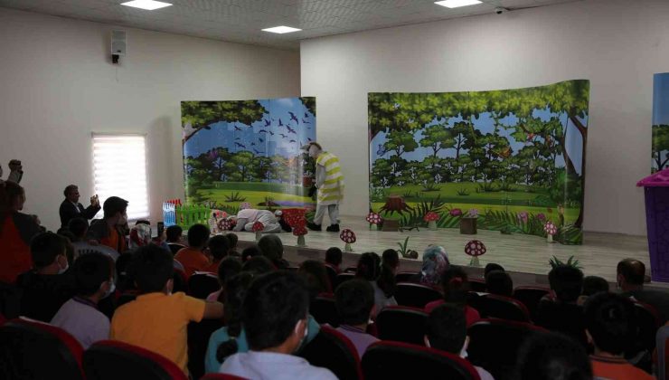 Afşin’de “Bir Kocaman Eşşek”