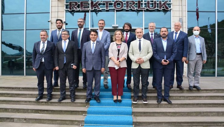 Akademik Danışma Kurulundan Rektör Çakar’a ziyaret