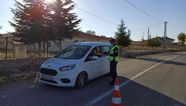 Aksaray jandarma denetimlerini aralıksız sürdürüyor