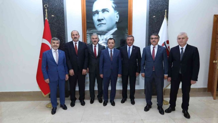 Anayasa Mahkemesi Başkanı Arslan, Vali Ayyıldız ve Başsavcı İrcal’ı ziyaret etti