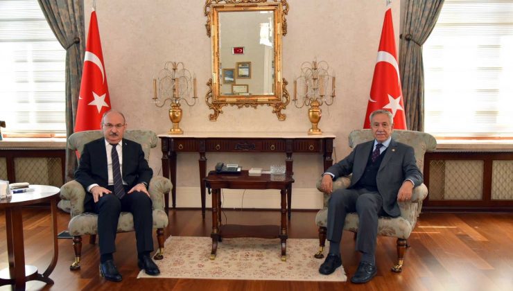 Arınç’tan Vali Karadeniz’e ziyaret