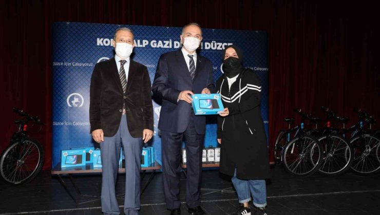 Aşı kampanyasının ödülleri sahiplerini buldu