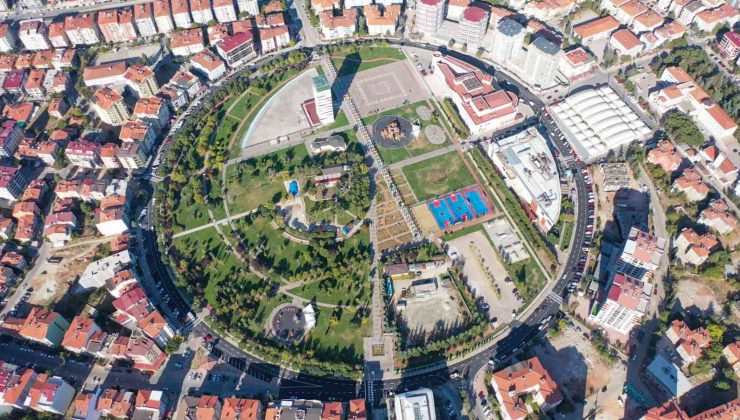 Ata Park’ta sorunlar çözüldü, yol trafiğe açıldı