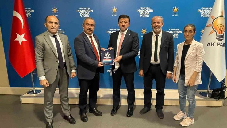 AYD Başkanı Burhan: “Temiz ve özgür bir sosyal medya istiyoruz”