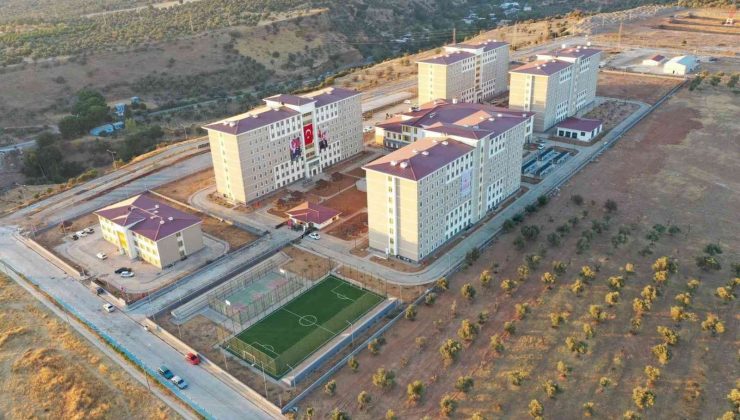 Bakan Kasapoğlu, Aydın’daki yurdu paylaştı