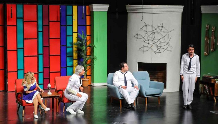 Başakşehir’de “Süt Kardeşler” ile kahkaha tufanı