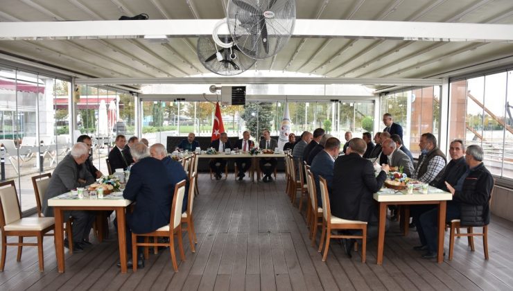 Başkan Kılıç, 33 mahalle muhtarını ağırladı