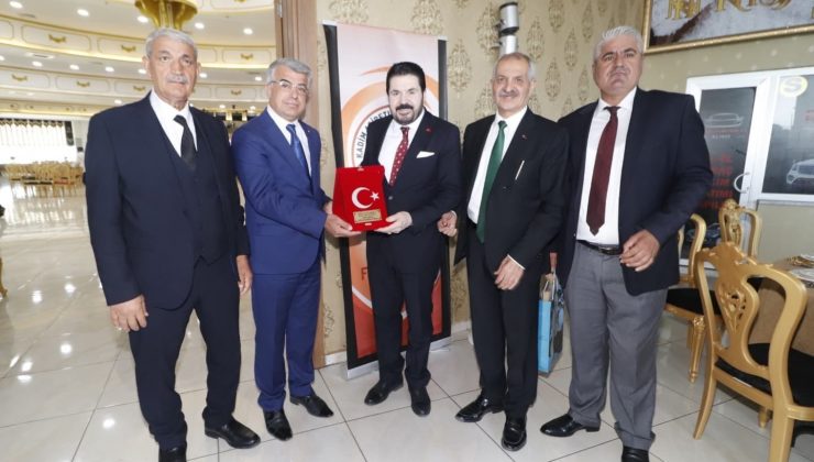 Başkan Sayan, Van’da aşiret liderleriyle bir araya geldi