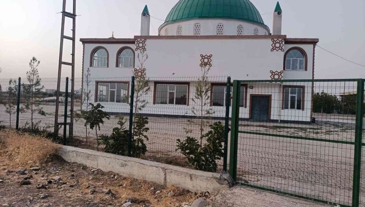 Beyoğlu’ndan kırsal mahallenin cami ve yas evine destek