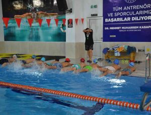 Biga’da Yarı Olimpik Yüzme Havuzuna yoğun ilgi