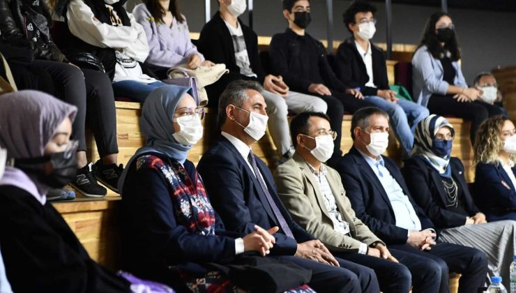 Bilime merak duyanların adresi “Mamak Füzyon”