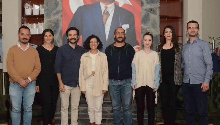 Bozüyük Belediye Tiyatrosu ilk mezunlarını verdi