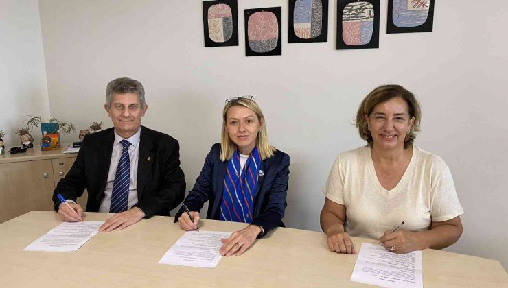 Bursa’da kız öğrencilere yönelik eğitim programı başlatıldı