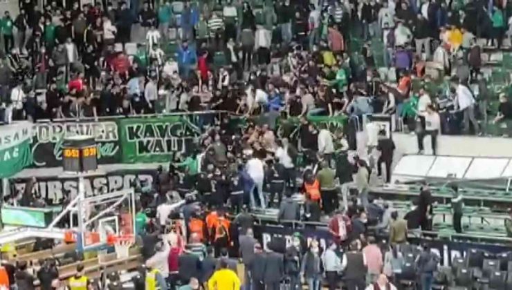 Bursaspor – Beşiktaş maçında taraftarlar arasında kavga