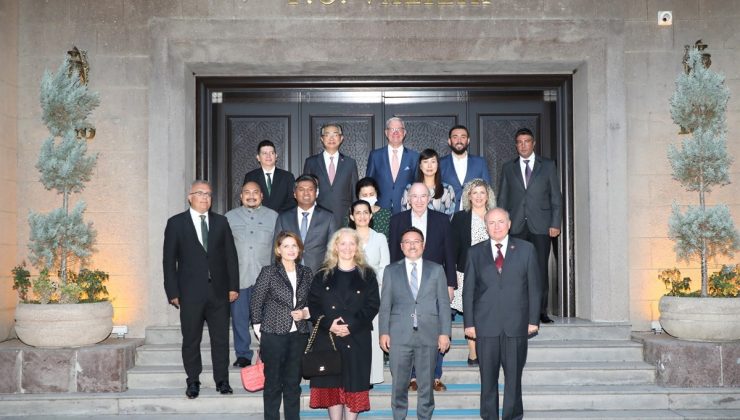 Büyükelçiler’den Vali Gökmen Çiçek’e ziyaret