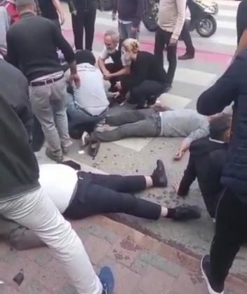 Çekmeköy’de ticari araç kaldırımdaki yayaların arasına daldı: 3 yaralı