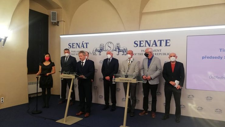 Çekya Senatosu, Devlet Başkanı Zeman’ın yetkilerini elinden alabilir