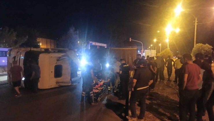 Çine’de devrilen tırın sürücüsü yaralandı