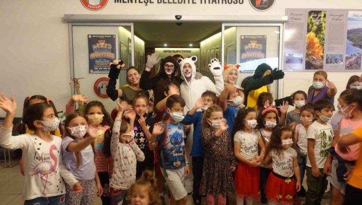 Çocuklar “Ormanın Anahtarı” adlı oyunu ilgiyle izledi