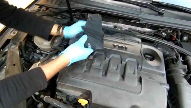 Çoraptan çıkan tabanca polisi bile şaşırttı