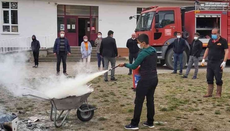Daday’da öğrencilere yangın söndürme teknikleri anlatıldı