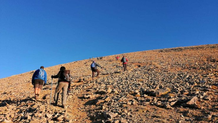 Dağcılar Mersin Karboğazı’nda zirveye tırmandı