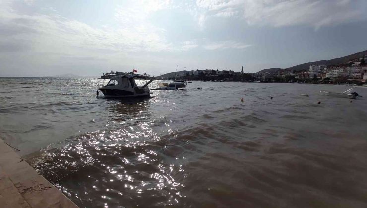 Datça’da fırtınaya dayanamayan bir tekne battı