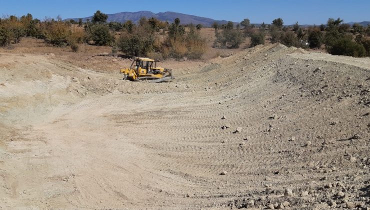 Demirci’de HİS göleti yapımlarına devam ediliyor