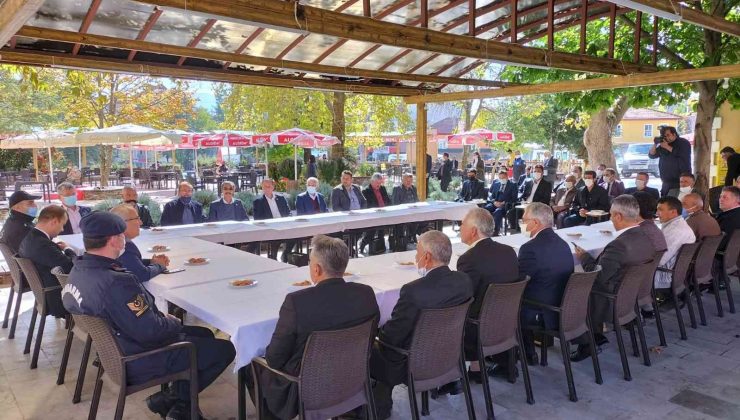Denizli’de muhtarlar günü törenle kutlandı