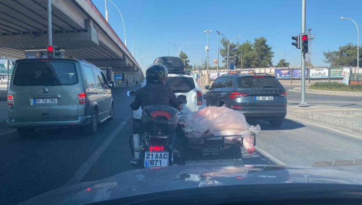 Diyarbakır’da sağlıksız et taşıma görenleri şaşırttı