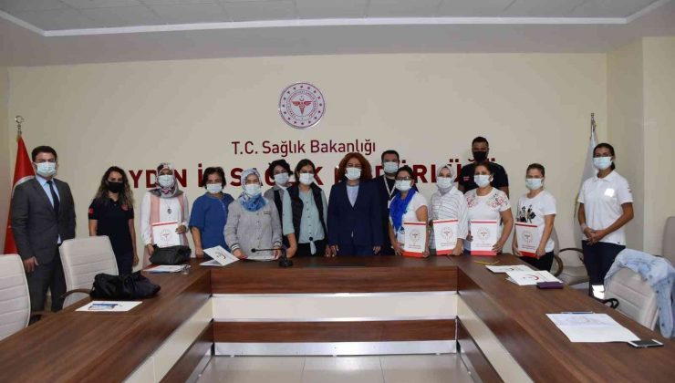 Ebelere ’Temel Yaşam Desteği ve Travma Farkındalık Eğitimi’ verildi