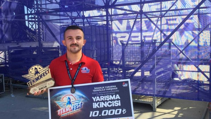 Eldivenmatik ile ikincilik ödülünün sahibi oldu