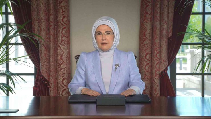 Emine Erdoğan: “Sıfır atık bilincini yaygınlaştıracak tüm girişimlerin yanında olacağım”