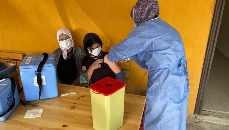 Erzincan’ın köy ve mezralarında Covid-19 aşılaması devam ediyor