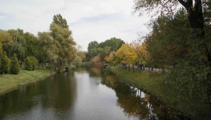 Eskişehir’de hayranlık uyandıran sonbahar manzaraları