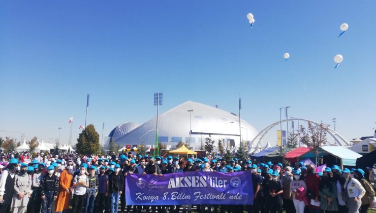 Genç AKSES, öğrencileri 8. Konya Bilim Festivali’ne Götürdü