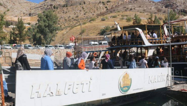 Gençler Halfeti’yi keşfetti