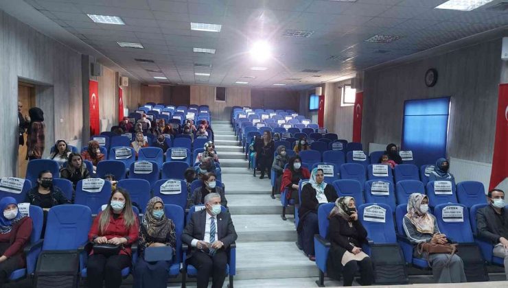 Hakkari’de “Mahremiyet ve Dijital Bağımlılık” eğitimi