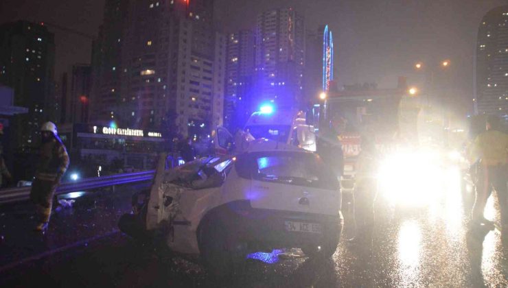 Haramidere bağlantı yolunda feci kaza: 1 ölü, 1 yaralı