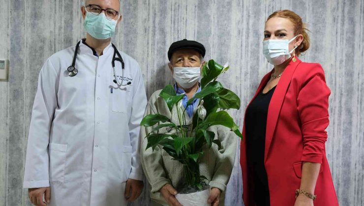 Hastadan doktor ve hastaneye ’hayat teşekkürü’