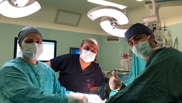 Hastalarda milyonda bir görülen kitle başarıyla alındı