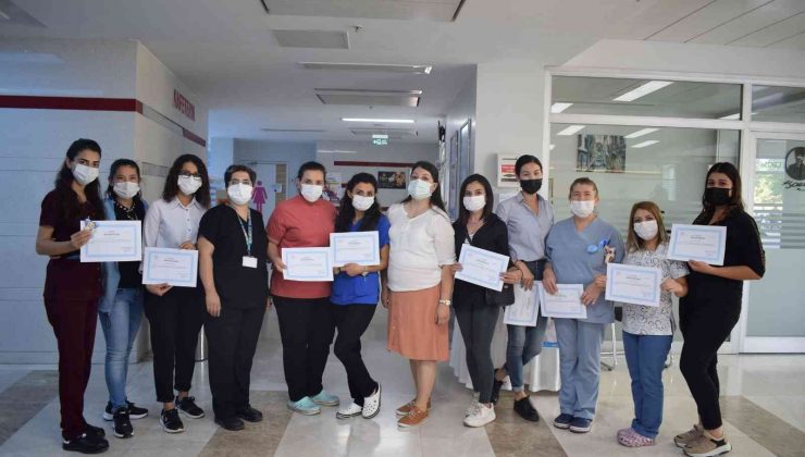 Hastane personeline anne sütünün önemi anlatıldı