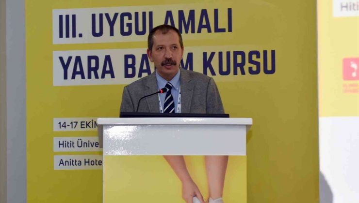 Hitit Üniversitesi’nde üçüncü uygulamalı yara bakım kursu start aldı