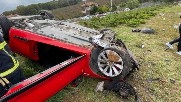 İki otomobil çarpıştı: 5 yaralı