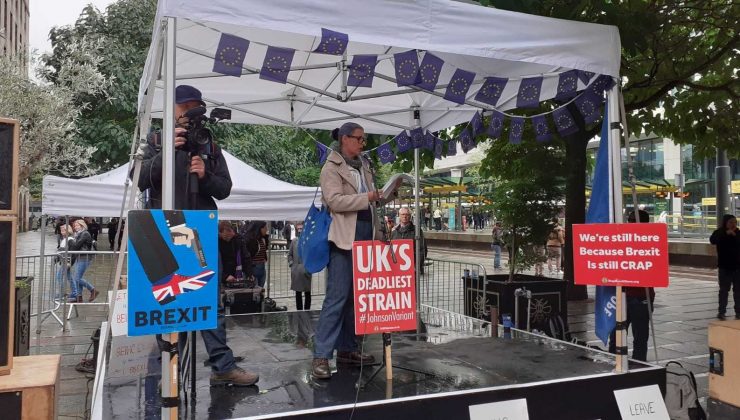 İngiltere’de Başbakan Johnson ve Brexit karşıtları sokaklara döküldü