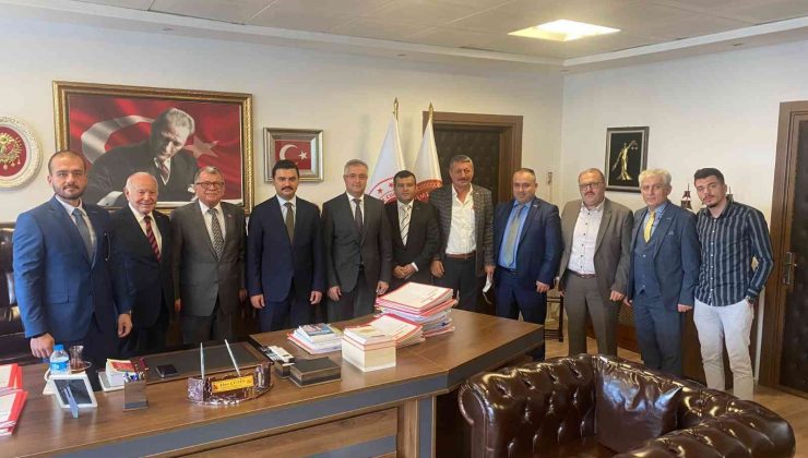 İş adamları, başsavcı ve kaymakamla görüştü