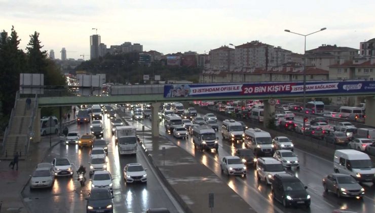 İstanbul’da haftasonu öncesi trafik yoğunluğu