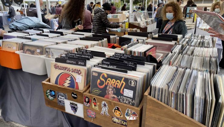 İstanbul’da plak severler Kadıköy’de buluştu