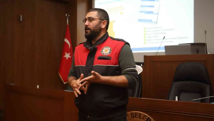 Kartal Belediyesi’nden meclis üyelerine afet farkındalık eğitimi