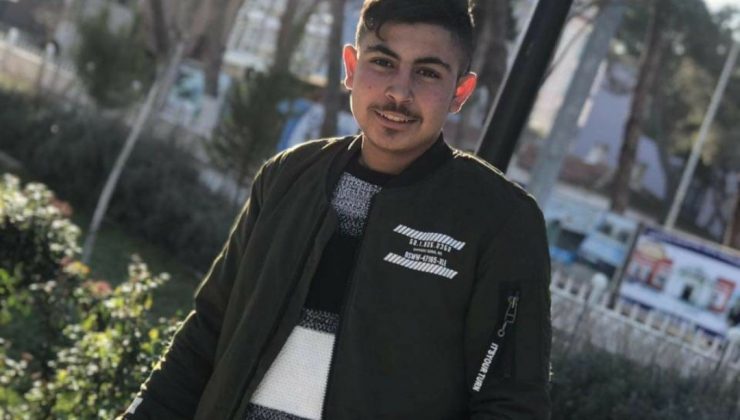 Kazaya karışan otomobil alev aldı: 2 ölü